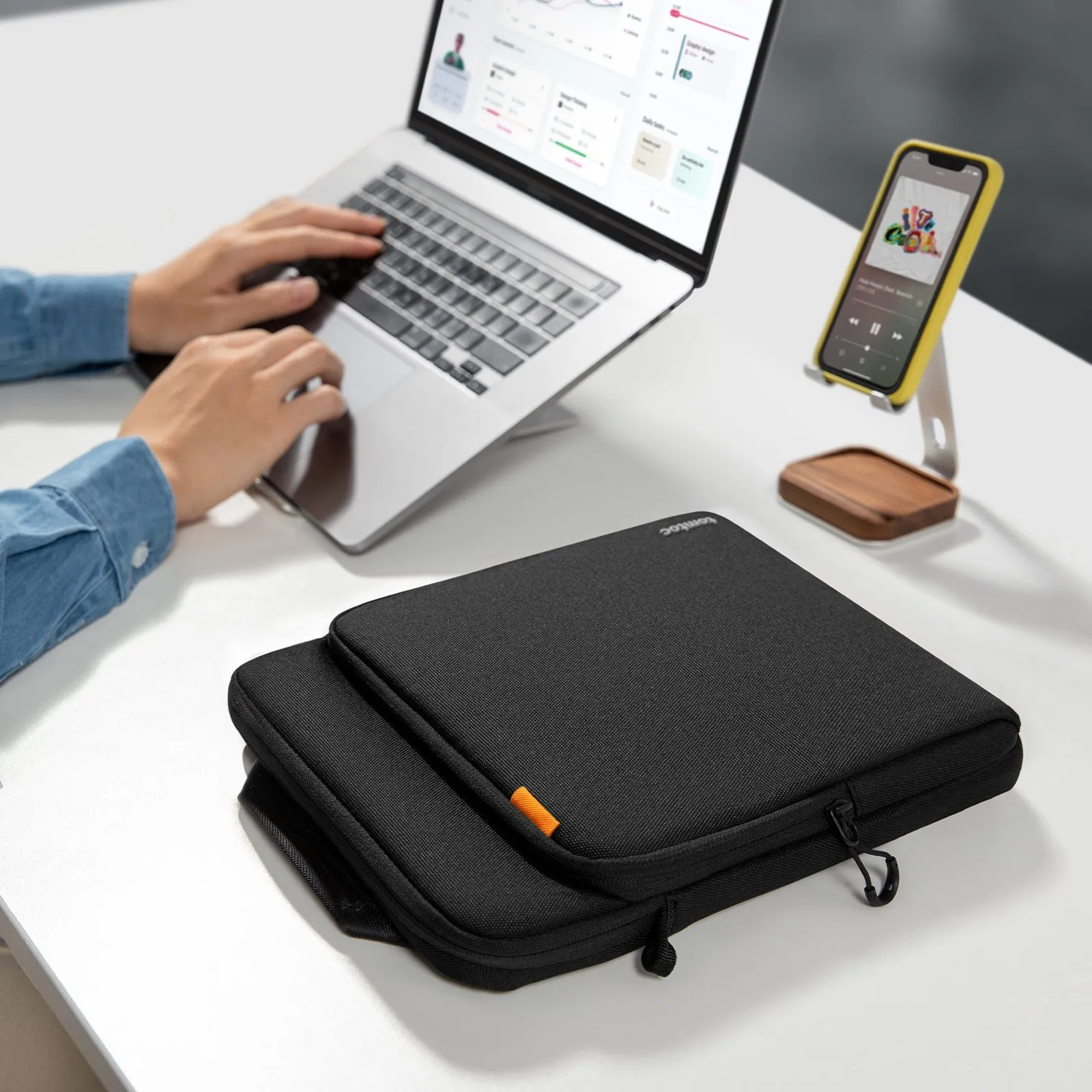 DefenderACE-A03 Laptop Shoulder Bag for 13-16 inch MacBook