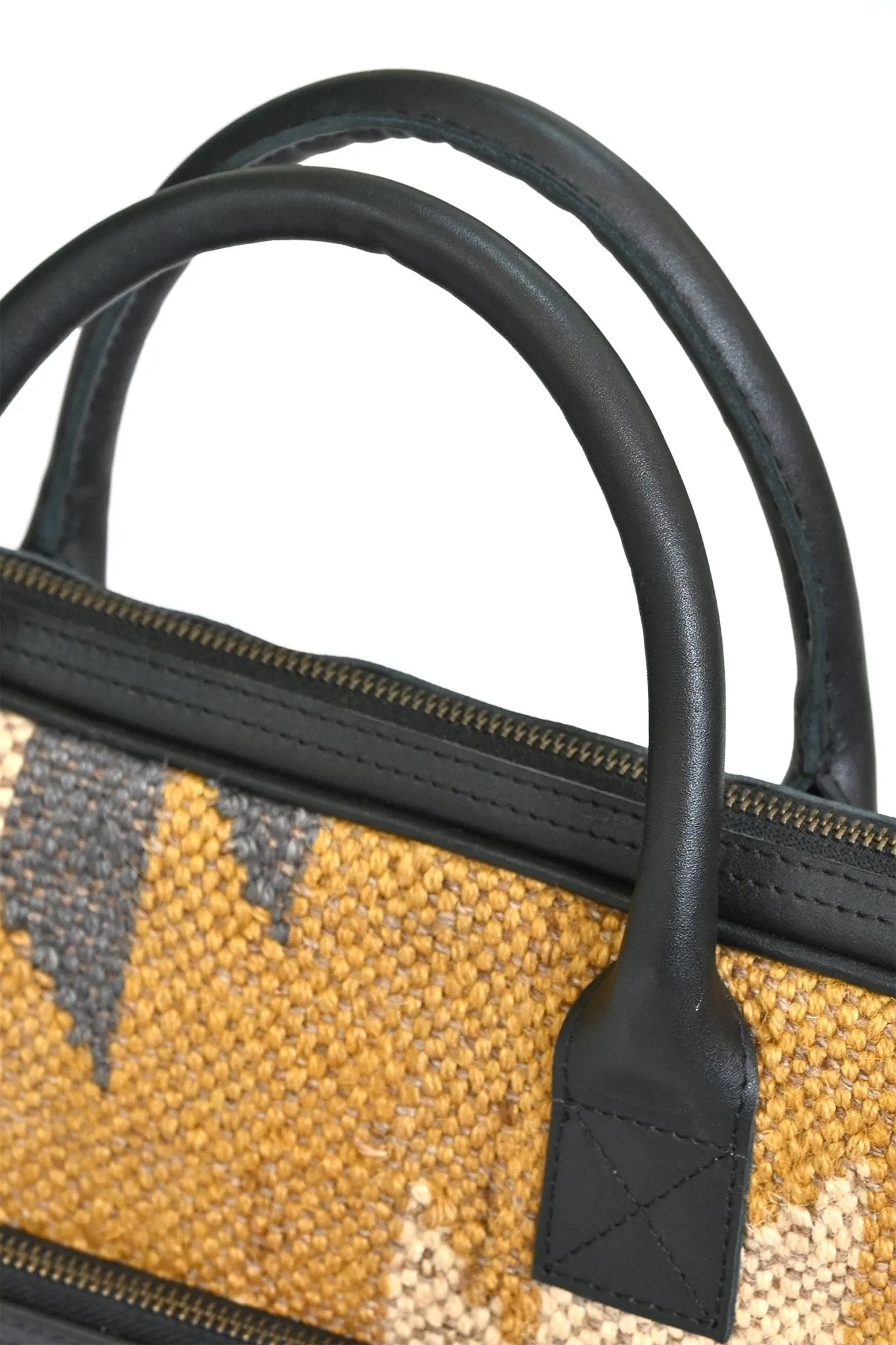 GAVIEN - KILIM & LEATHER LAPTOP BAG