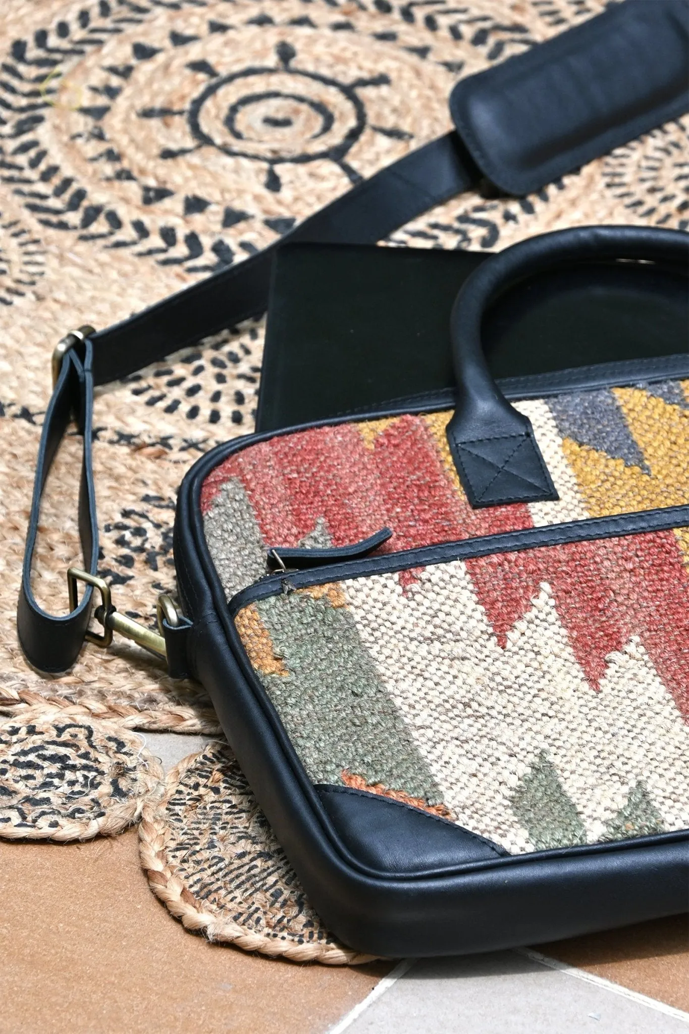 GAVIEN - KILIM & LEATHER LAPTOP BAG