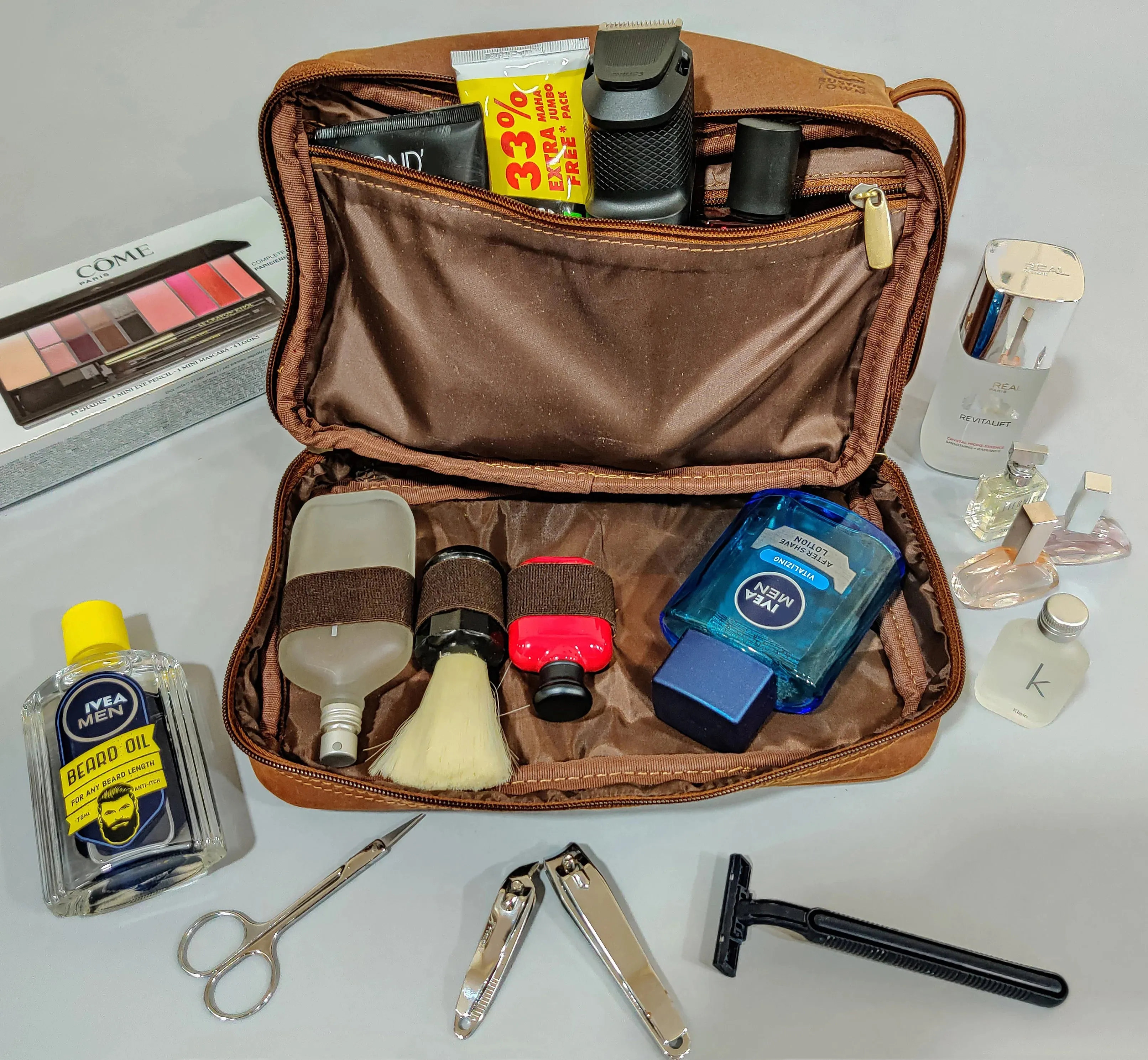 Sam's Stylish Leather Toiletry Bag